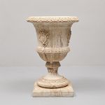 1044 6003 GARDEN URN